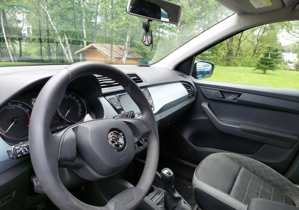 Skoda Fabia cena 24900 przebieg: 195000, rok produkcji 2020 z Rybnik małe 277